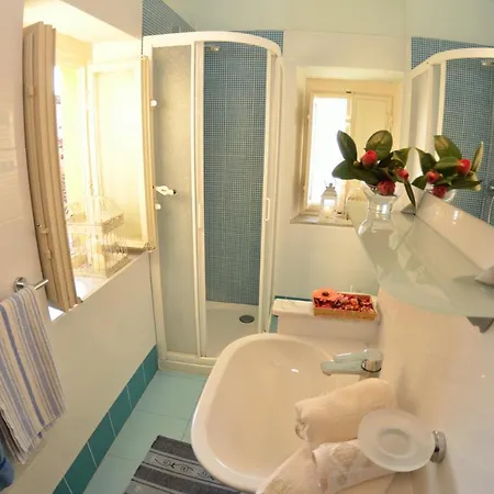 Finestra San Michele Apartman *